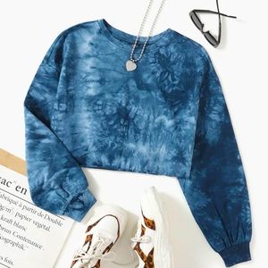 SHEIN Blue Tie Dye Cropped Tee